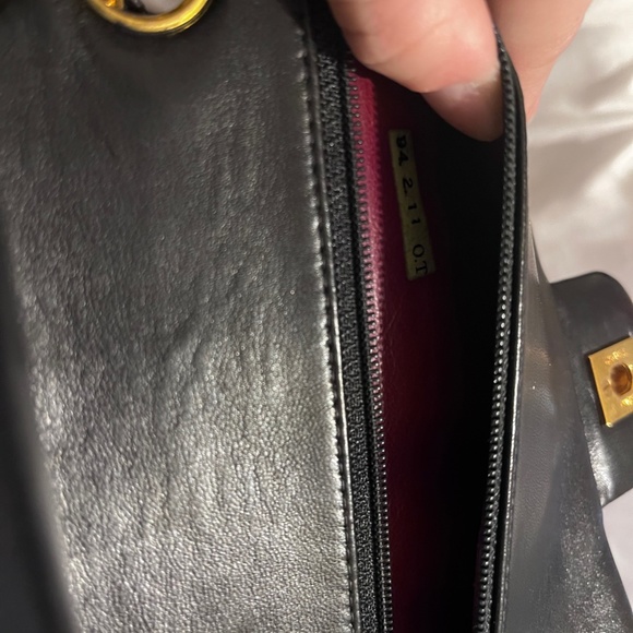 CHANEL Classic Flap Medium Lambskin Leather Black Gold Hardware - Picture 11 of 12